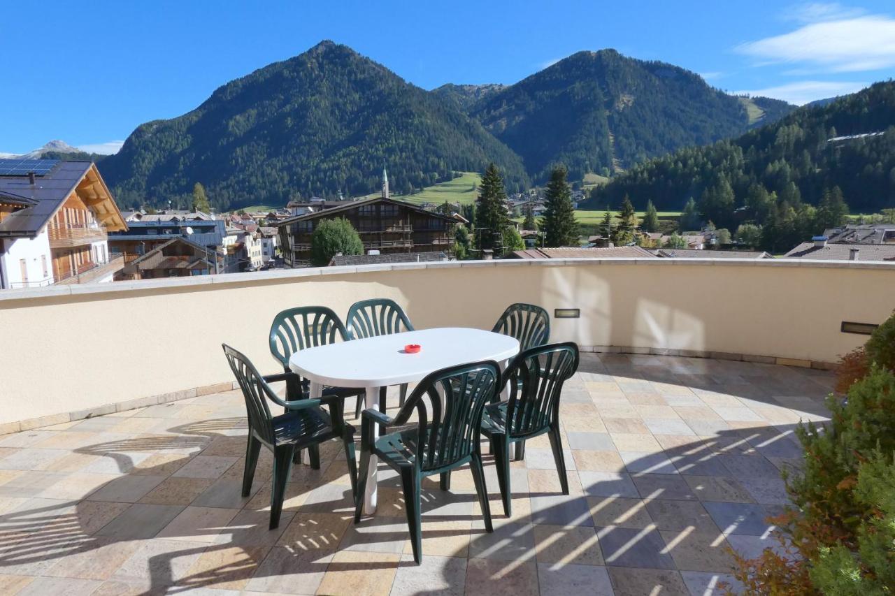 La Meisules Pozza di Fassa Exterior photo
