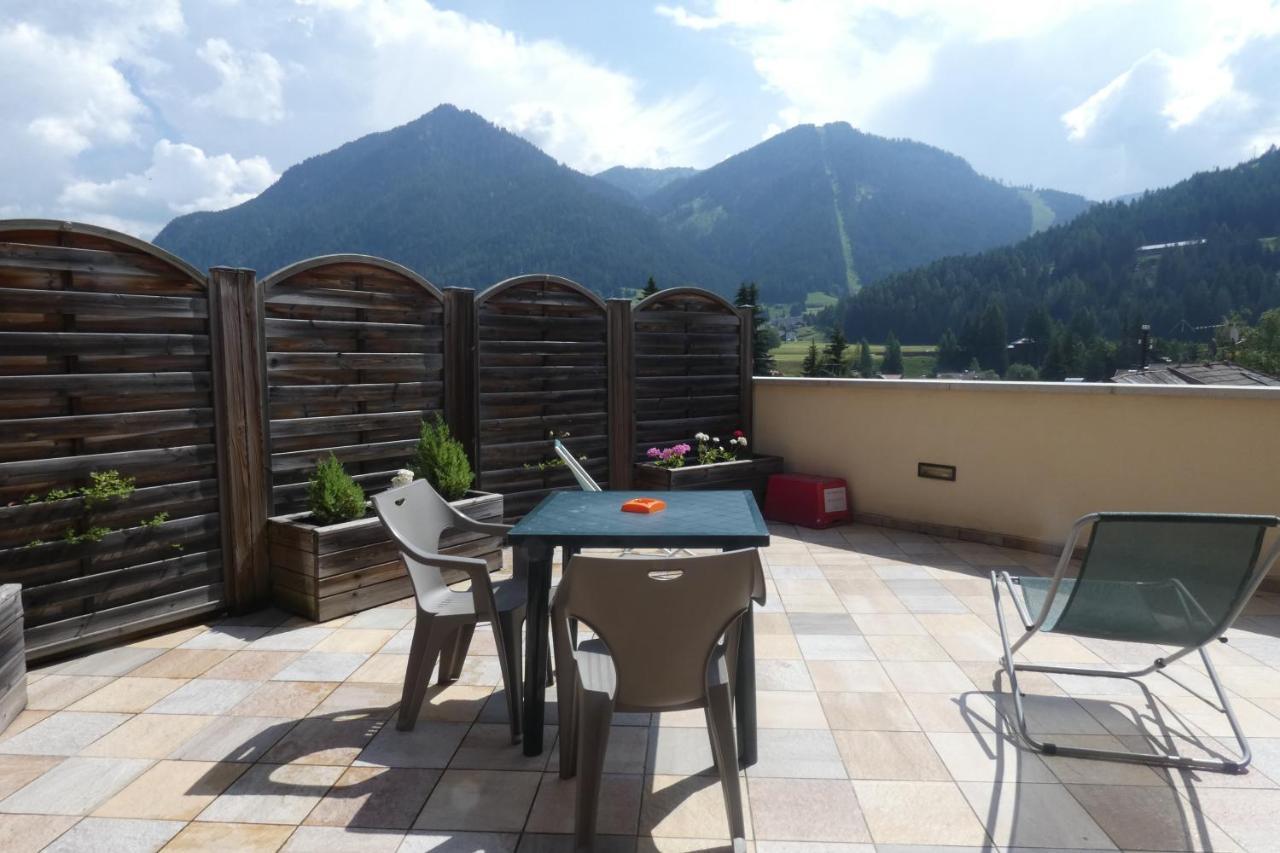 La Meisules Pozza di Fassa Exterior photo